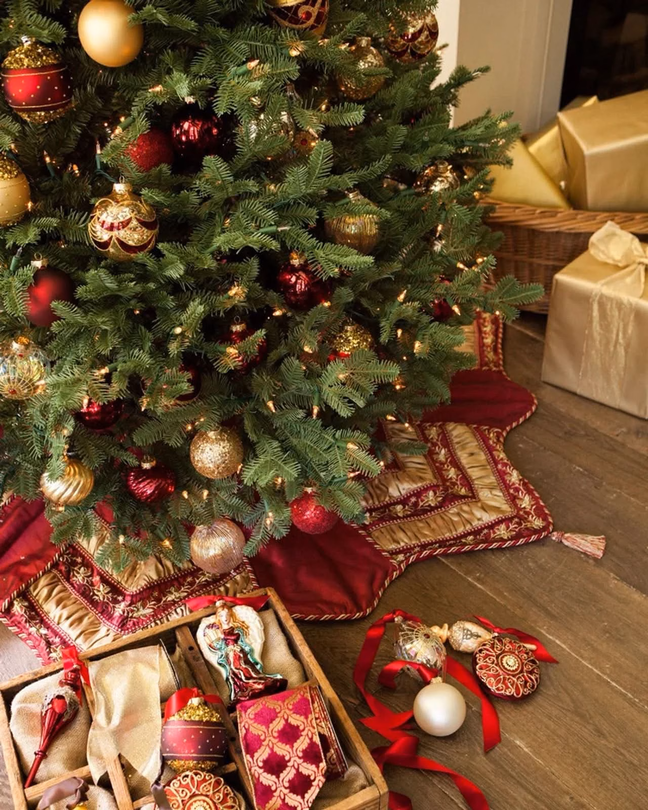 Árvore de Natal White Spruce Verde com Galhos Articulados, Suporte Metálico e Micro LEDs Embutidos - Image 5